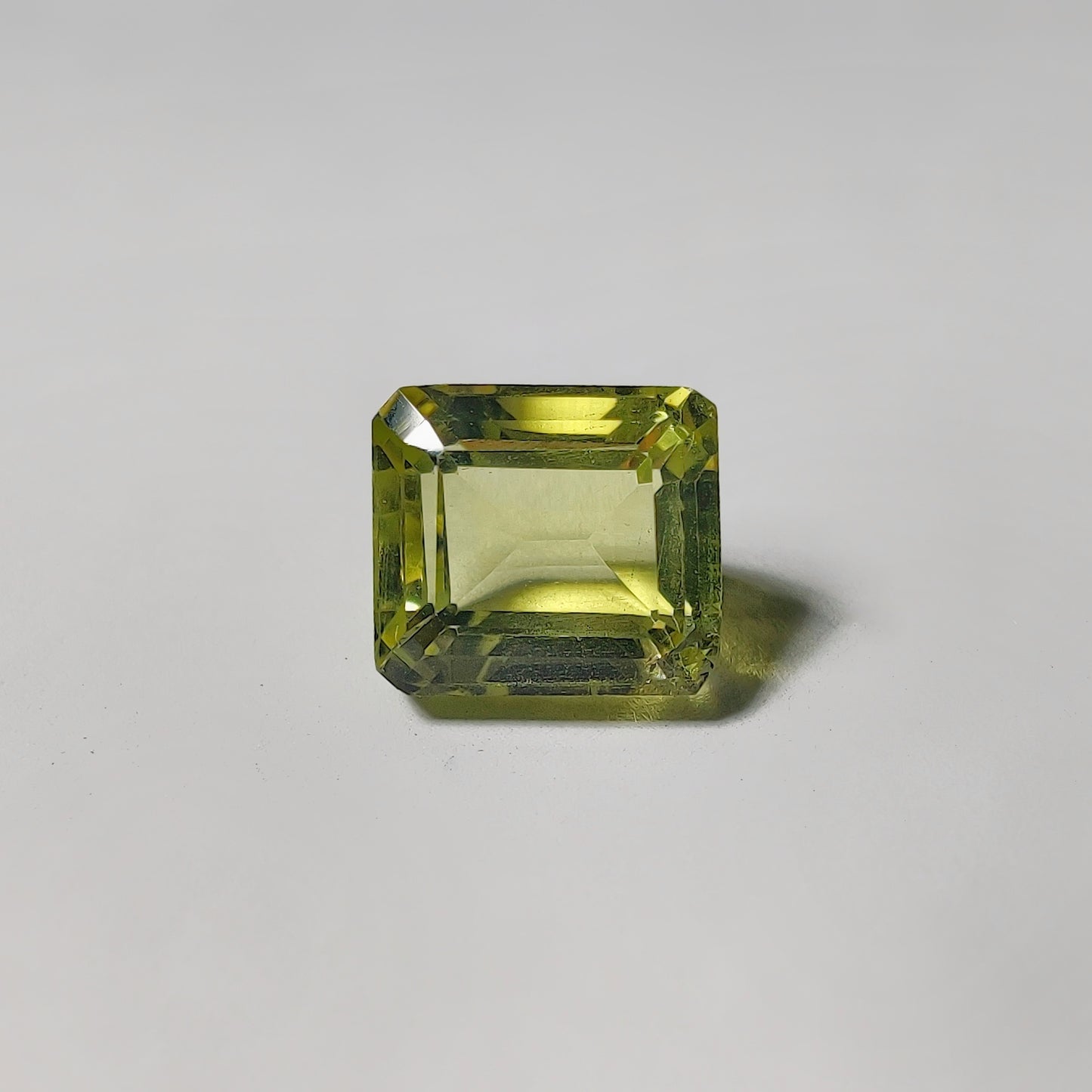 Faceted Lemon Quartz gemstone cabochon - natural crystal healing stone for jewelry making by Gemivra