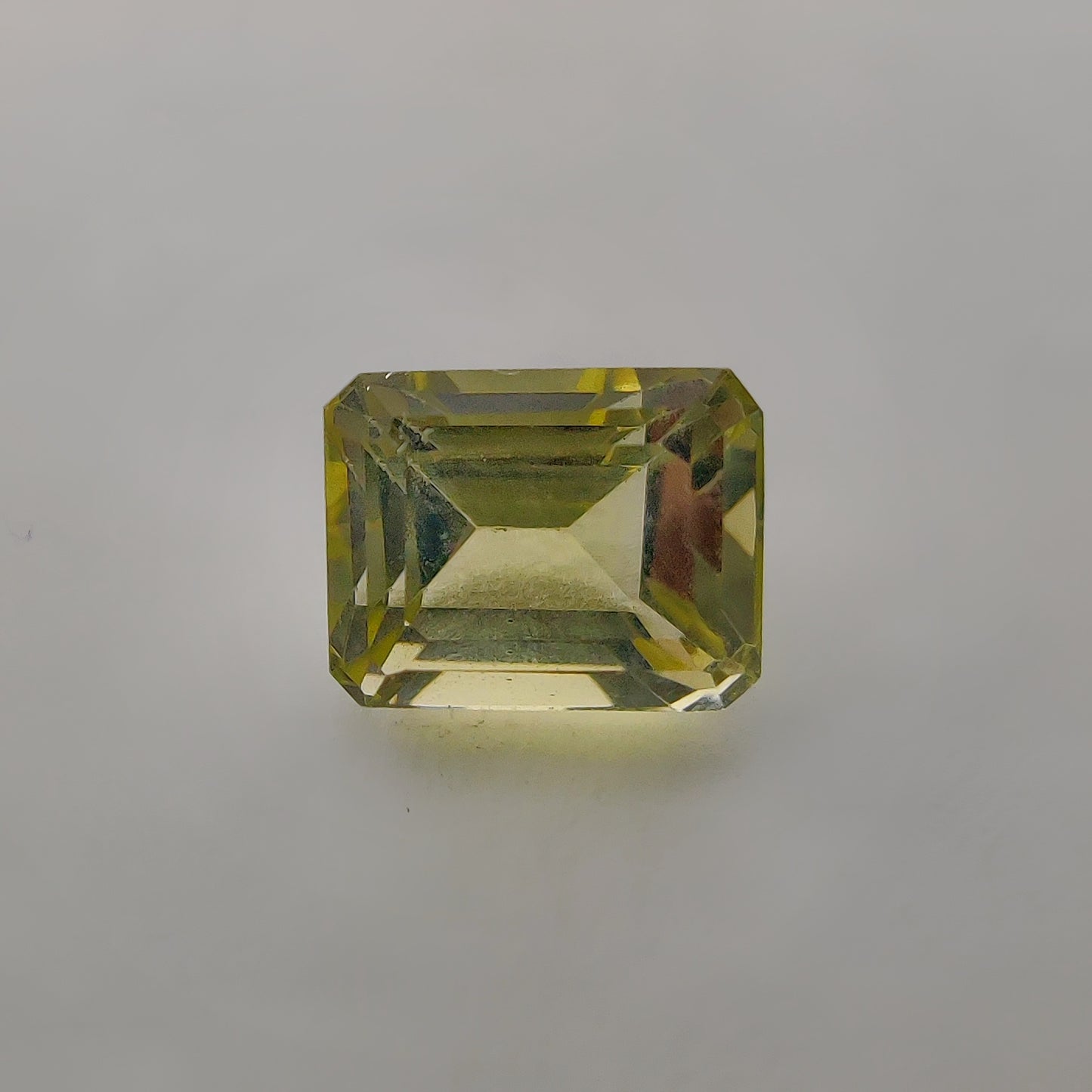 Faceted Lemon Quartz gemstone cabochon - natural crystal healing stone for jewelry making by Gemivra
